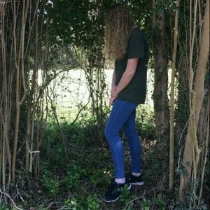 Meet your Posher, Alyssa